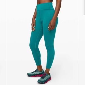 Lululemon In Movement Everlux 25” Leggings —size 6